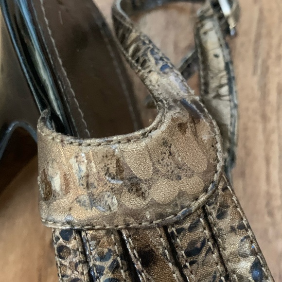 Tahari Snake print open toe heels READ DESCRIPTION - Picture 5 of 7